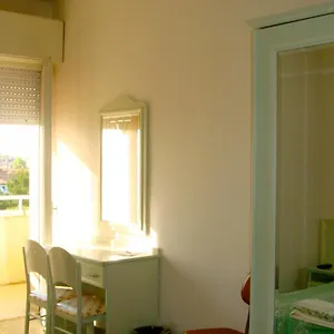 https://west-end.emilia-romagnahotels.net